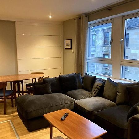 Stylish 2 Bed Accessible Flat Perfect Location Apartment Глазгоу Екстериор снимка